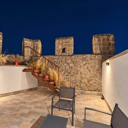 Luxurious Historic Medieval Tower In *